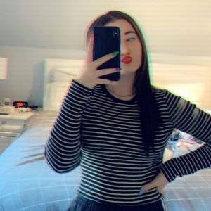 Meet your Posher, Madi